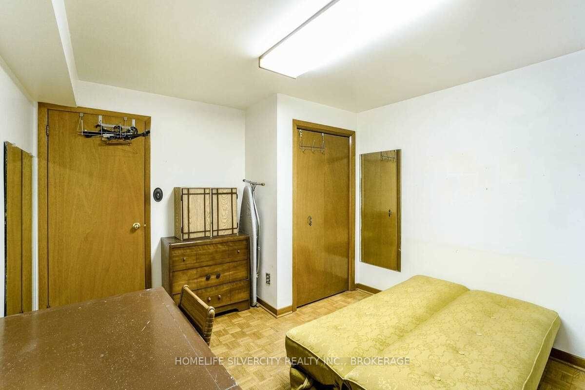 Listing W5987383 - Large Photo # 31