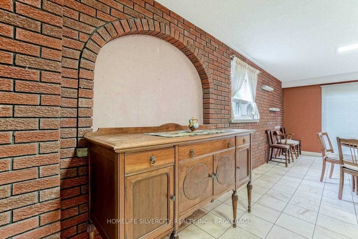 Listing W5987383 - Large Photo # 27
