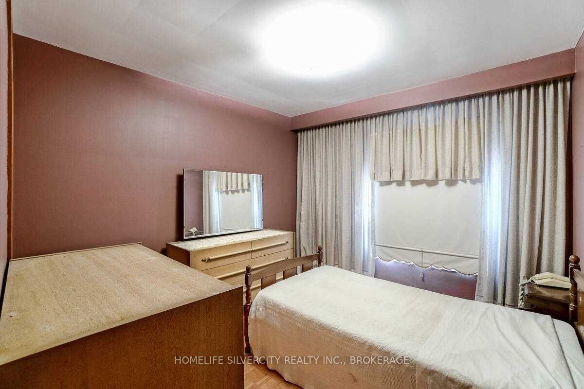 Listing W5987383 - Large Photo # 19