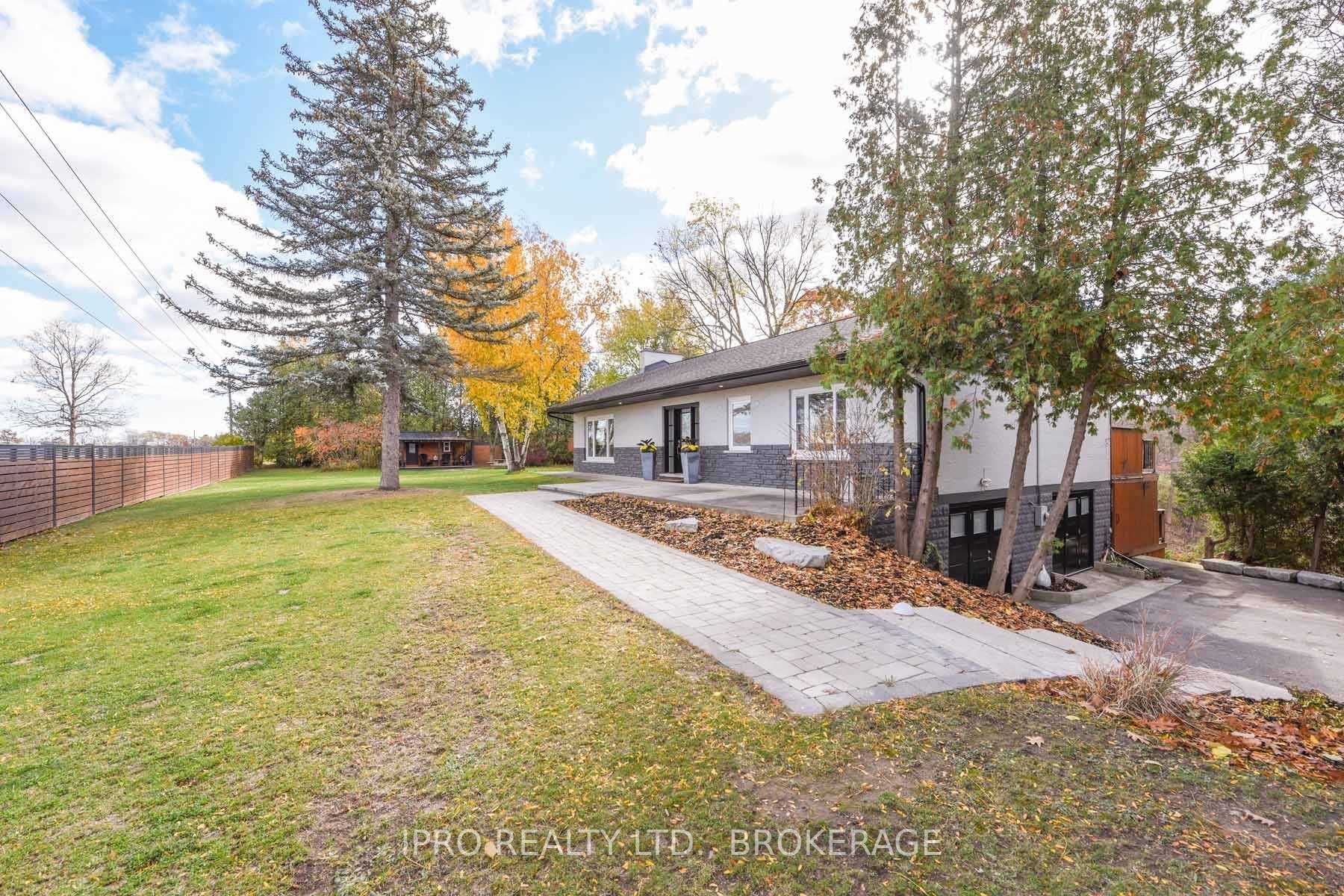 Listing W5987509 - Large Photo # 2