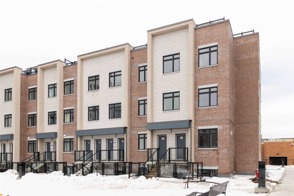 1060 Douglas Mccurdy Comm Rd, Mississauga