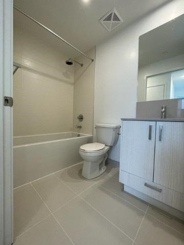 1787 St Clair Ave W, #620