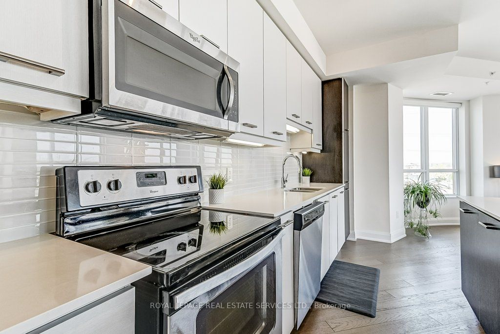 2480 Prince Michael Dr, #421