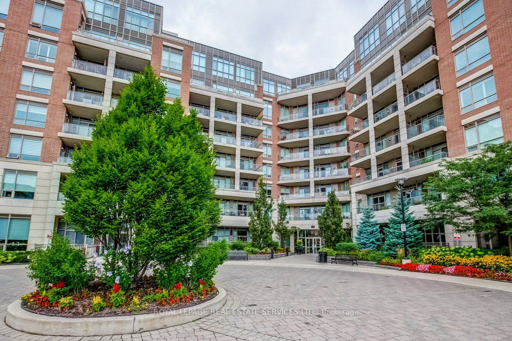 2480 Prince Michael Dr, #421