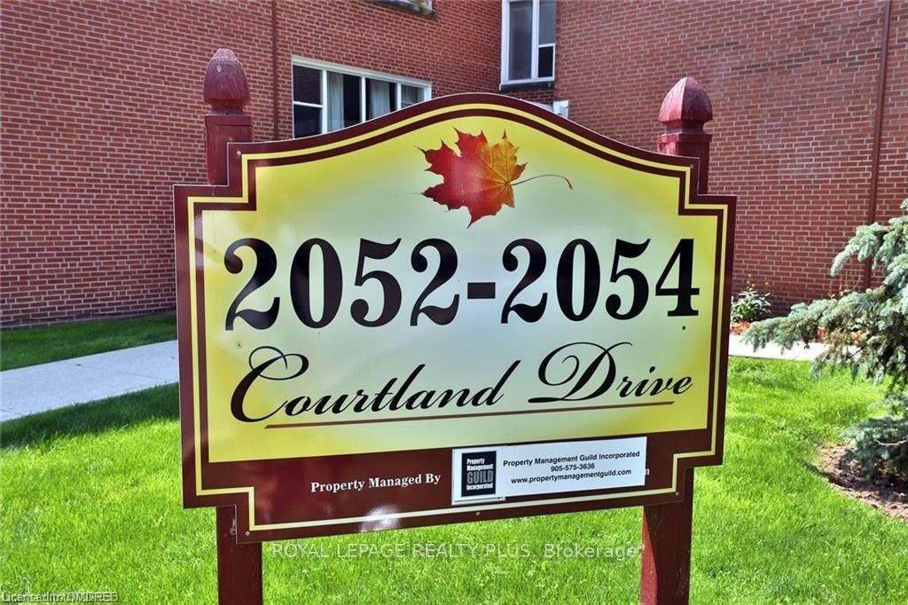 2054 Courtland Drive, #102