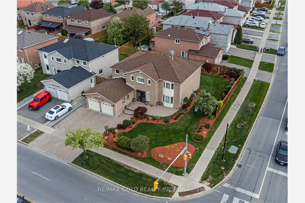 377 Ray Lawson Blvd, Brampton