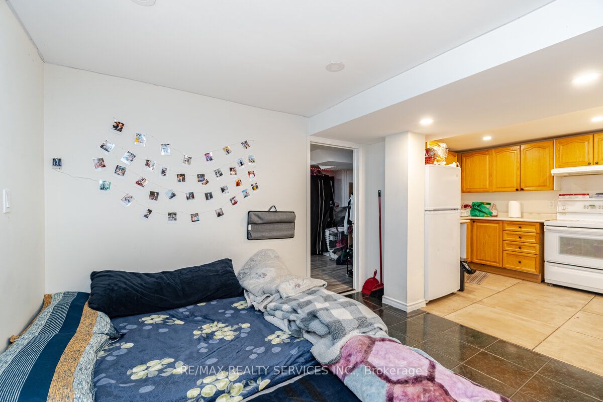 10 Stalbridge Ave