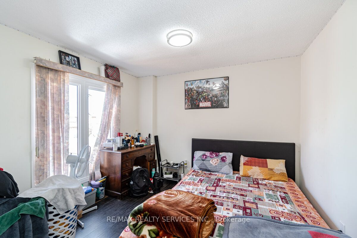 10 Stalbridge Ave