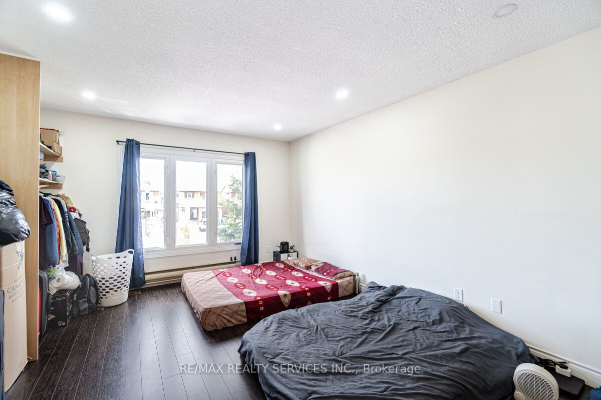 10 Stalbridge Ave