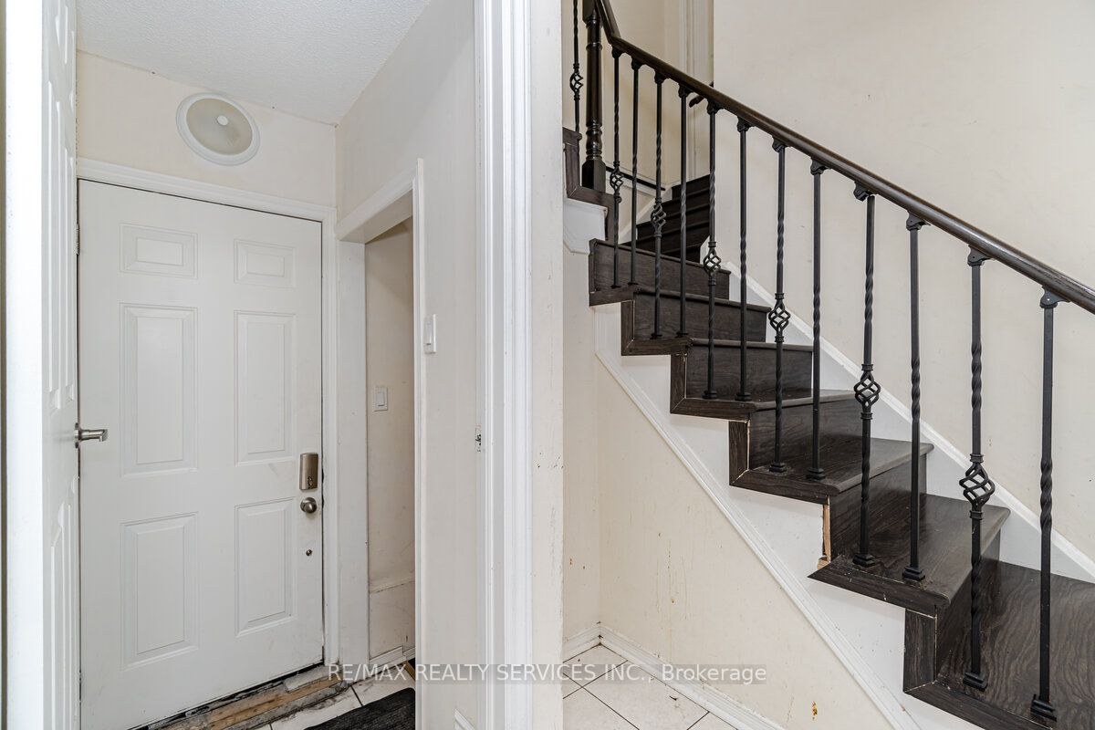 10 Stalbridge Ave
