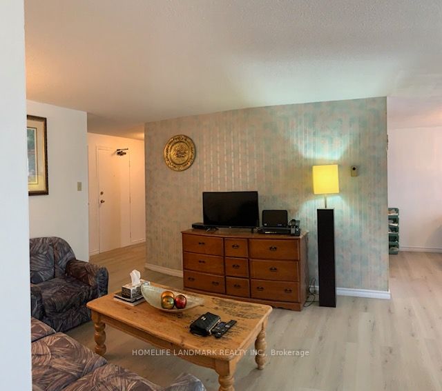 1445 Wilson Ave N, #307