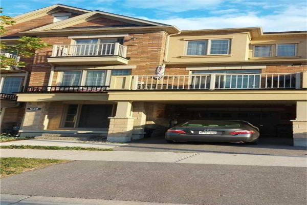 95 Thomas Fisher Dr, Toronto
