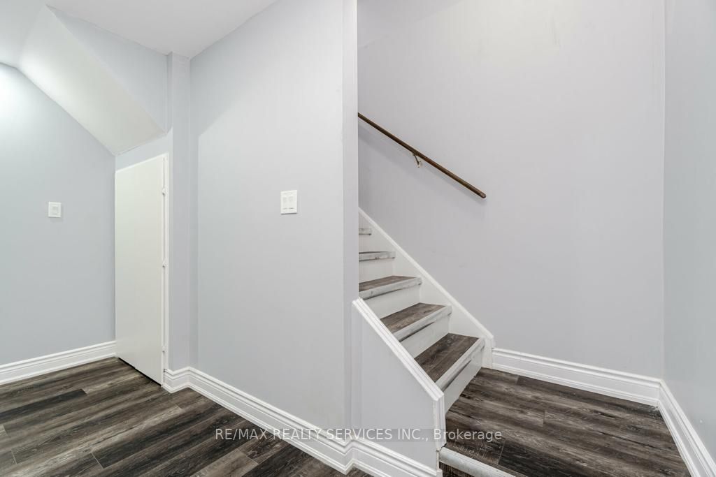 11 Monceau Road