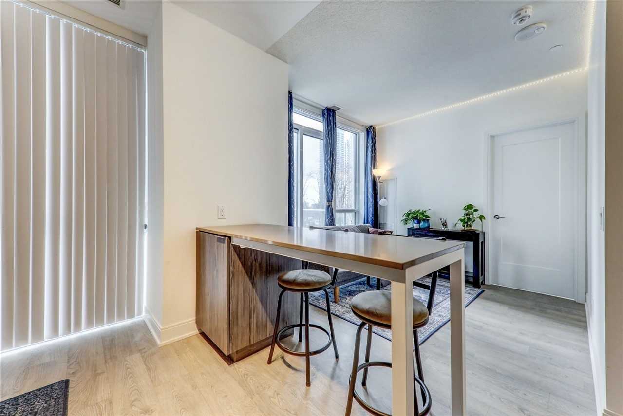 70 Annie Craig Dr, #415
