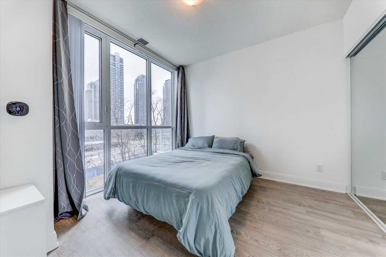 70 Annie Craig Dr, #415