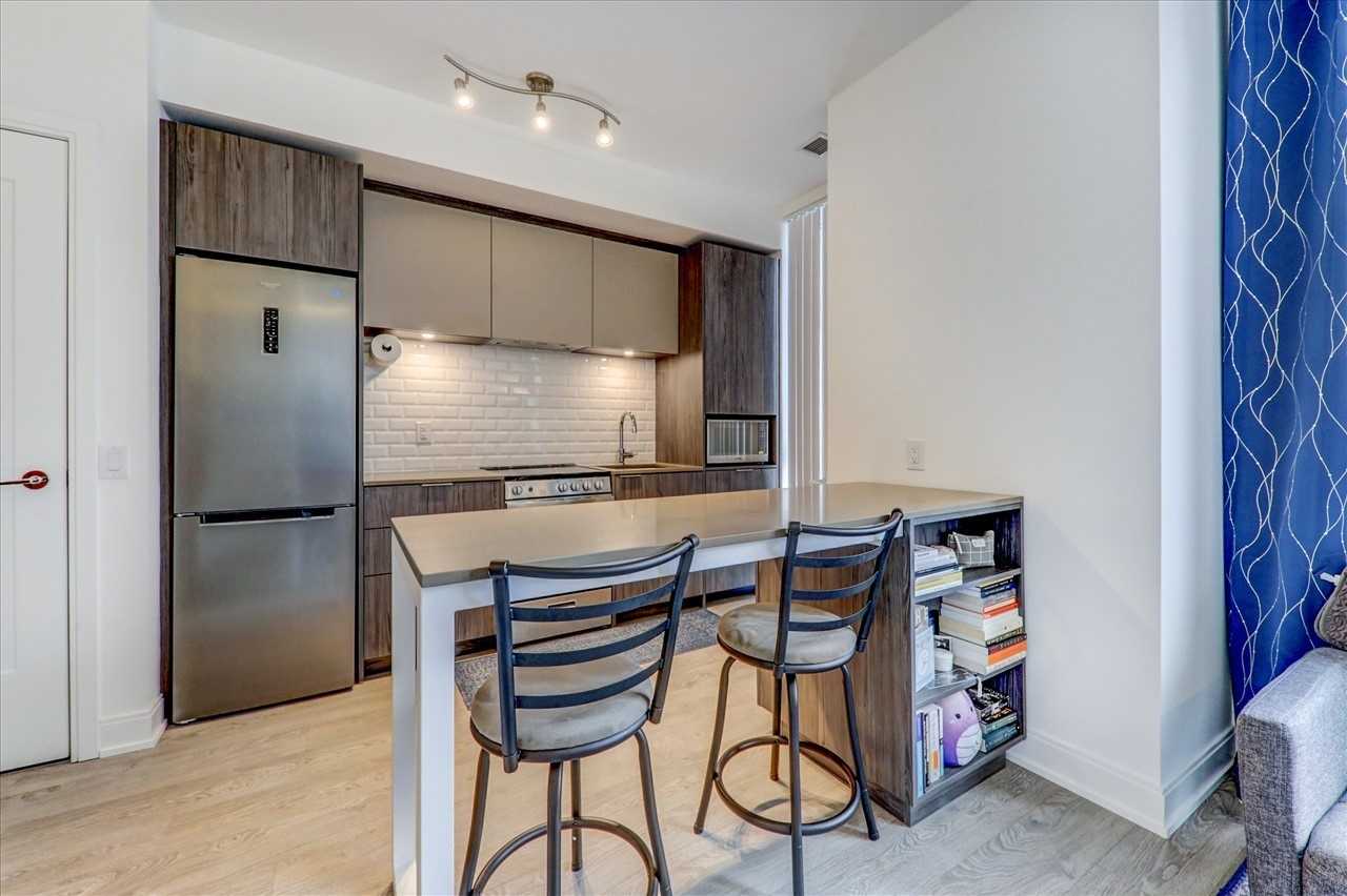 70 Annie Craig Dr, #415
