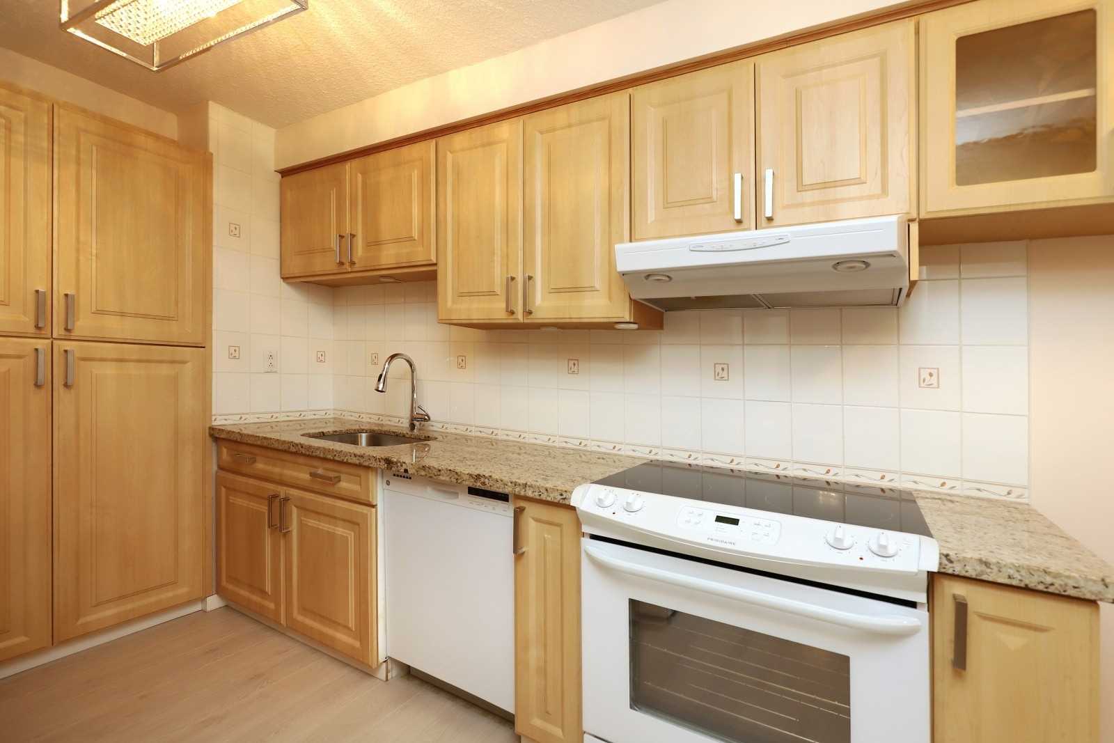 965 Inverhouse Dr, #511