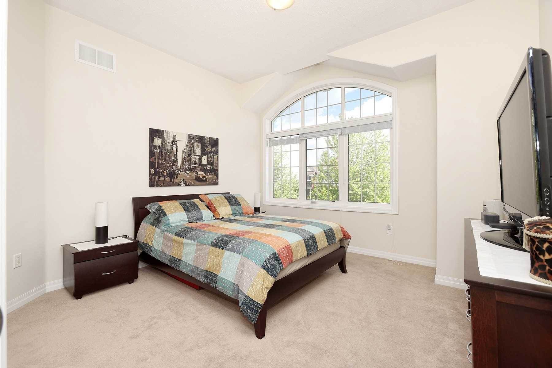 Listing W5989393 - Large Photo # 16