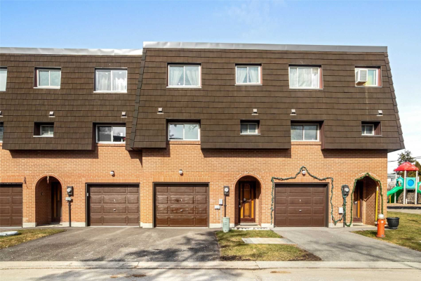 138 Darras Crct, Brampton