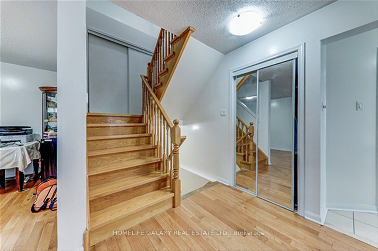 Listing W5989628 - Large Photo # 11