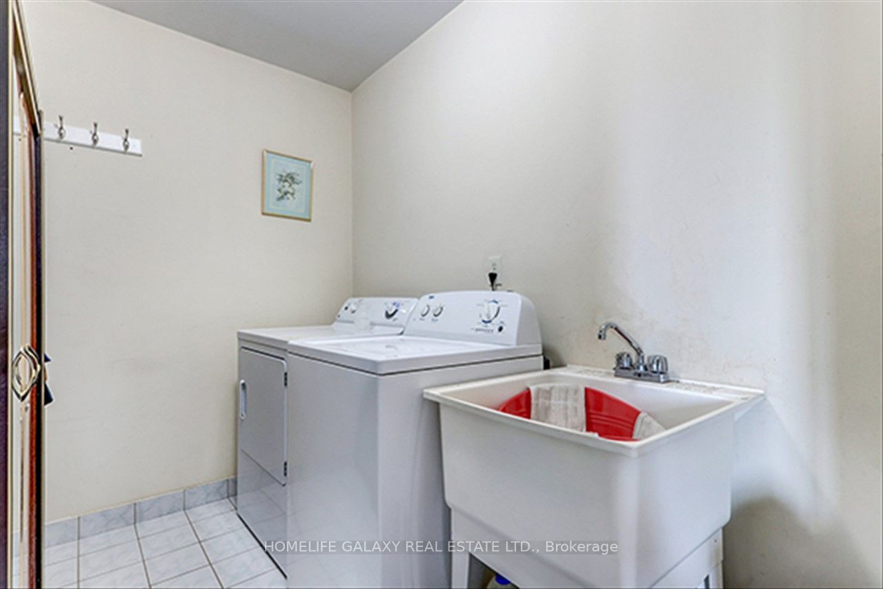 Listing W5989628 - Large Photo # 28