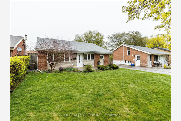 19 Cornwall Rd, Brampton