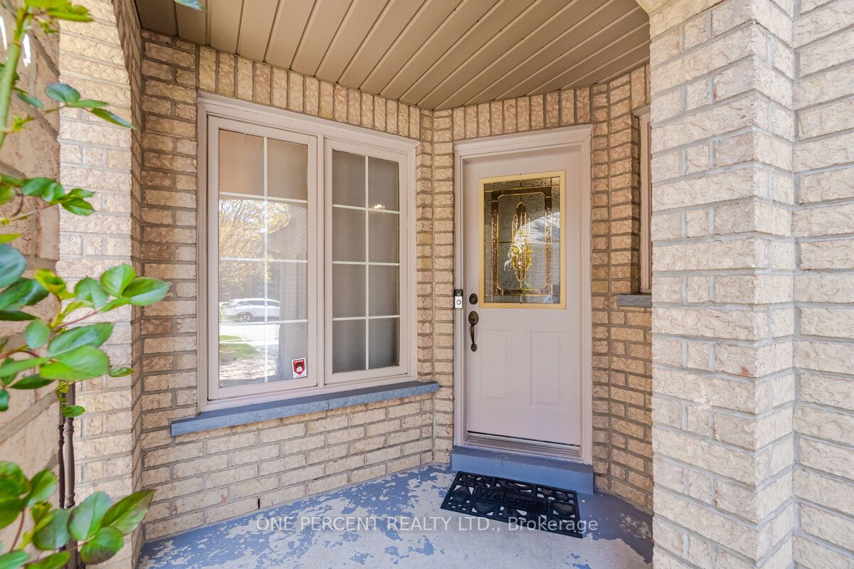Listing W5990168 - Large Photo # 2