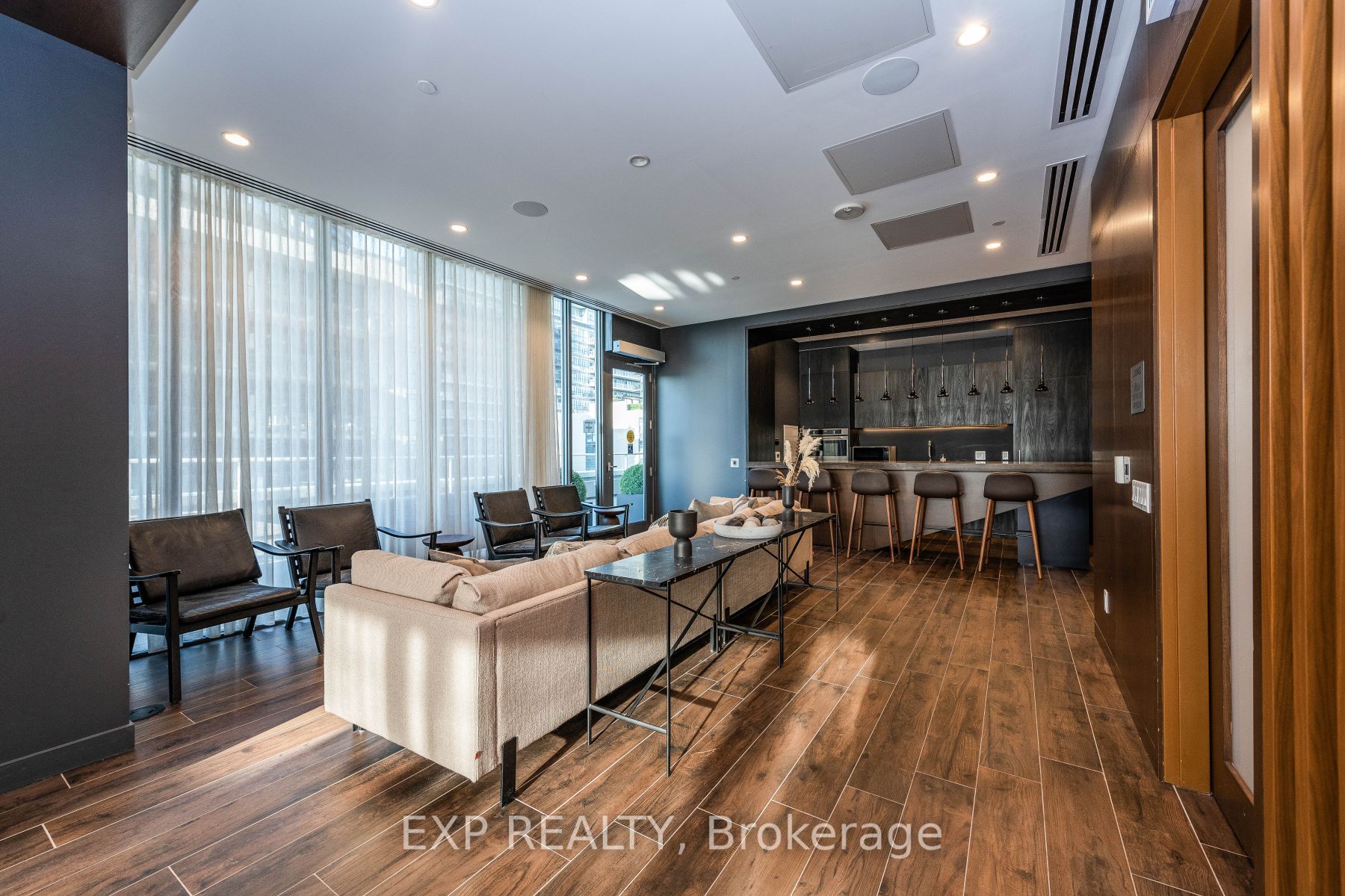70 Annie Craig Drive, #1508