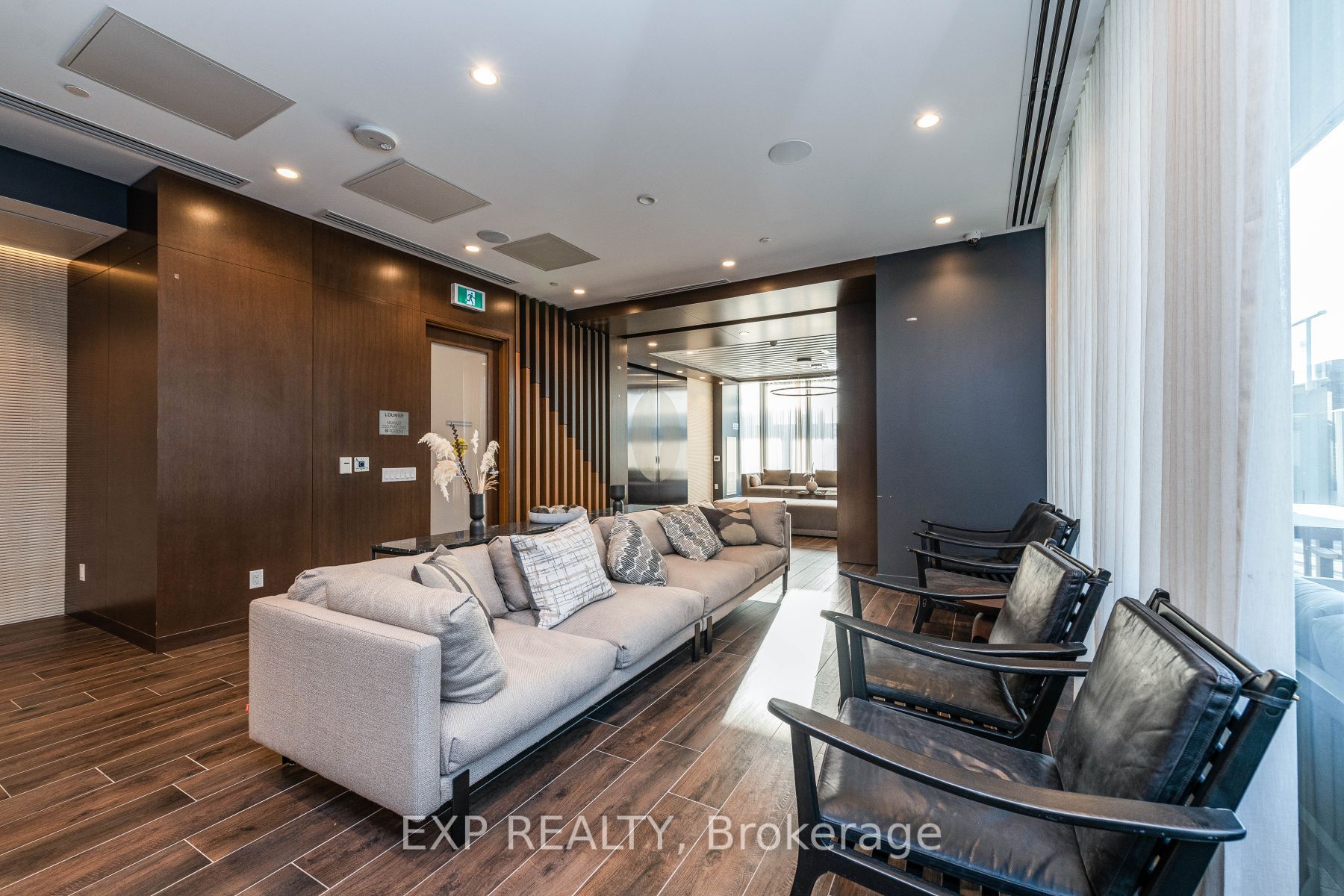 70 Annie Craig Drive, #1508