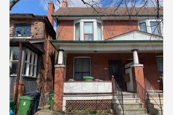 52 Geoffrey St, Toronto