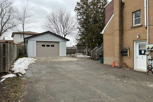 38 River Dr, Halton Hills