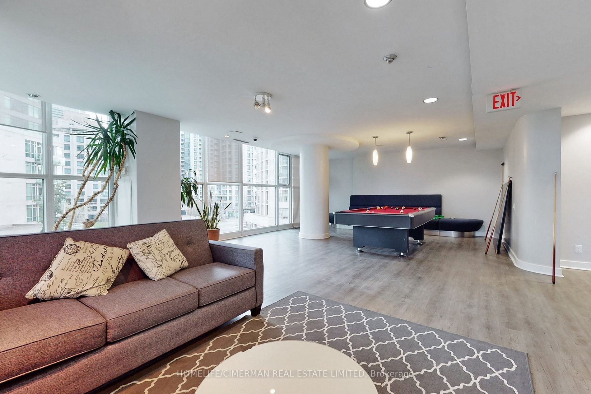 2067 Lake Shore Blvd W, #1202
