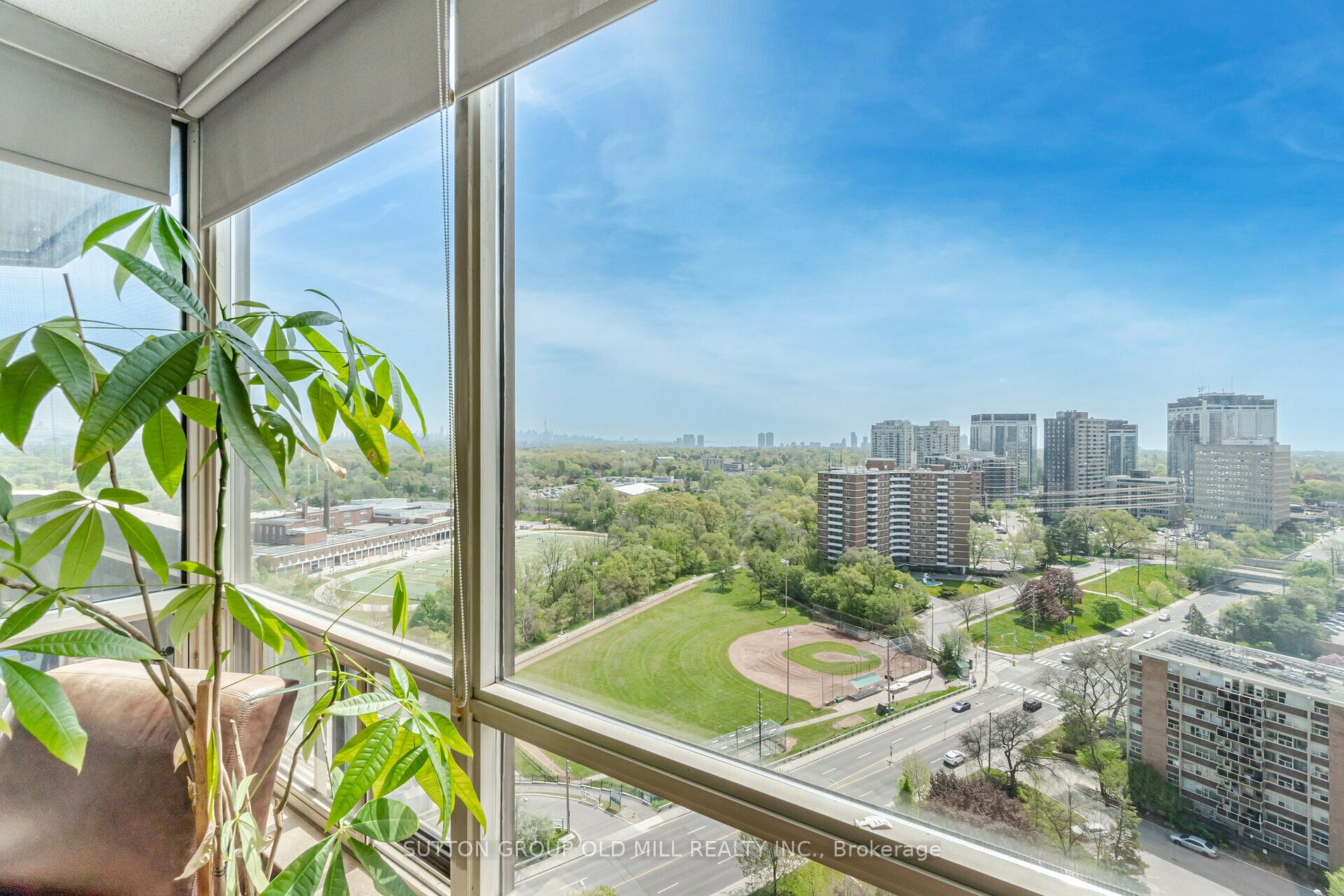 1300 Islington Ave, #2107