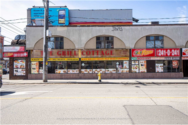 1468 Queen St, Toronto