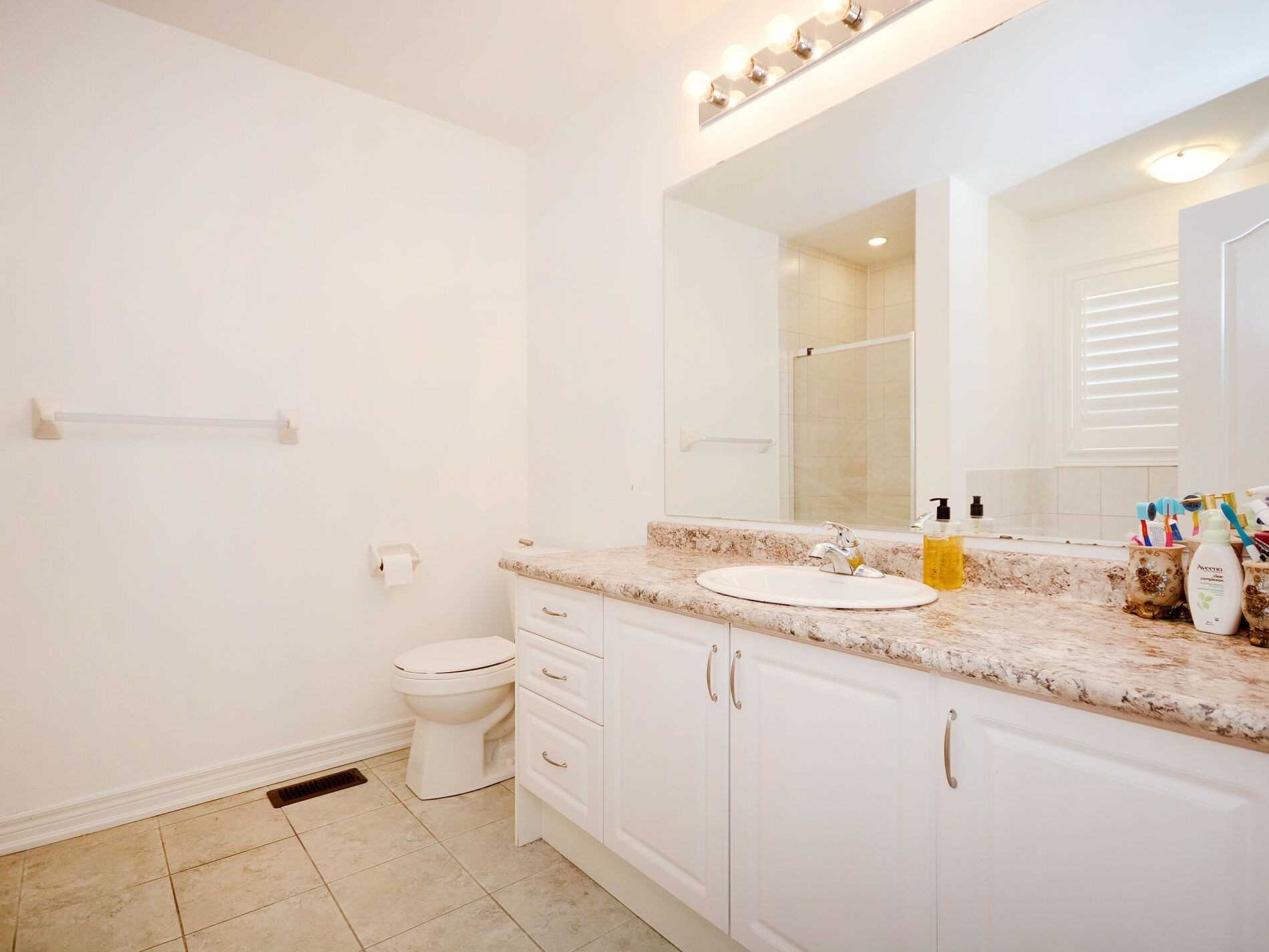 1552 Carr Landing Cres