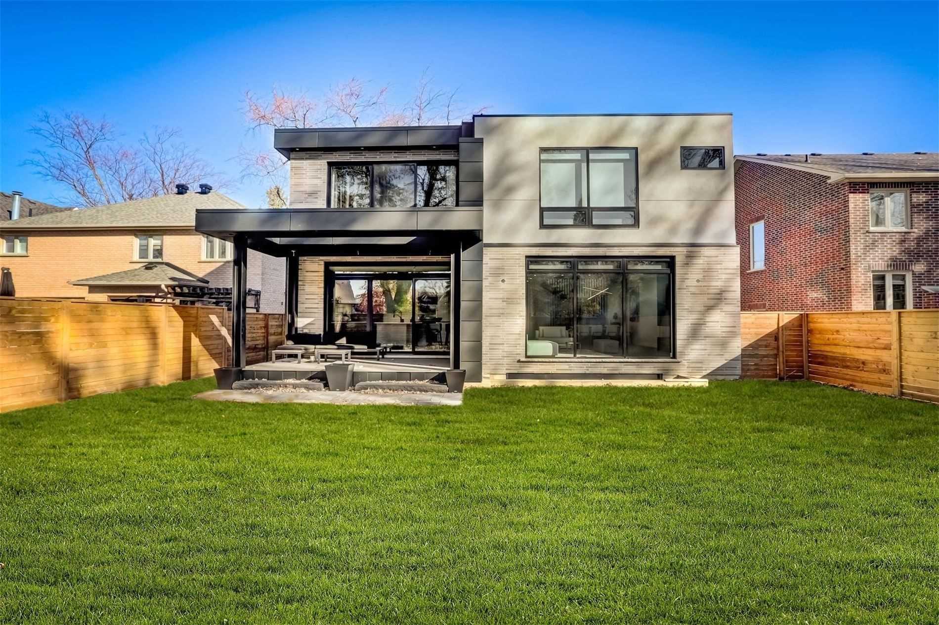 890 Beechwood Avenue