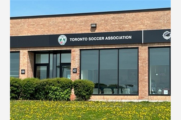 2700 Dufferin St, Toronto
