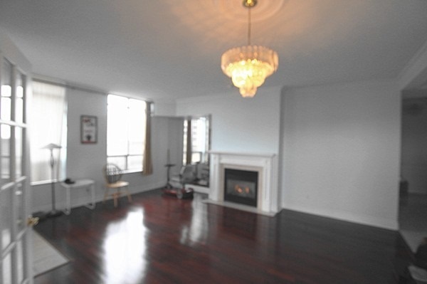 Listing W5992339 - Large Photo # 3