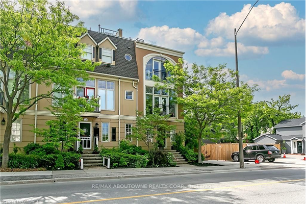 234 Randall St, Oakville