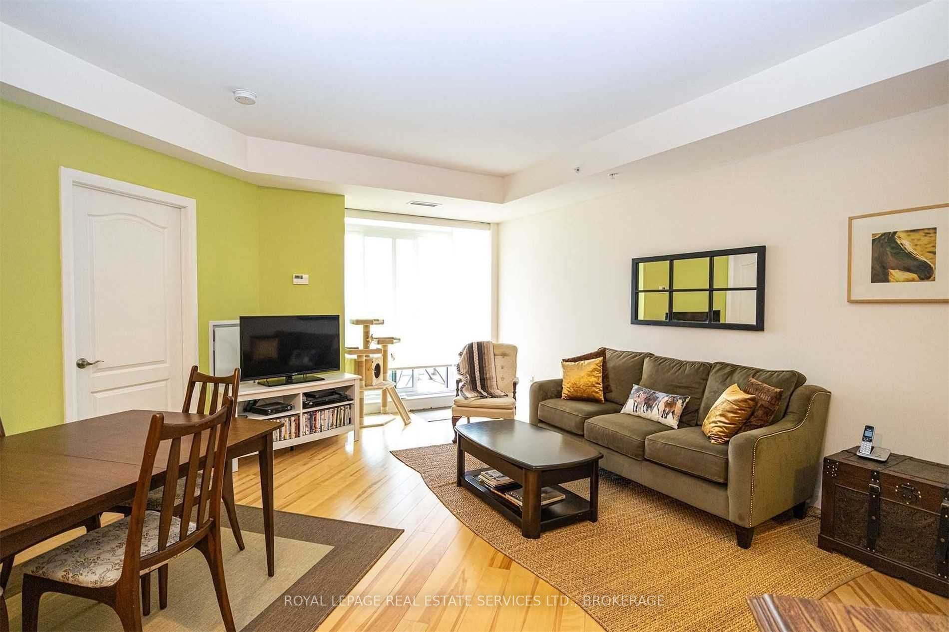 Listing W5992529 - Large Photo # 4