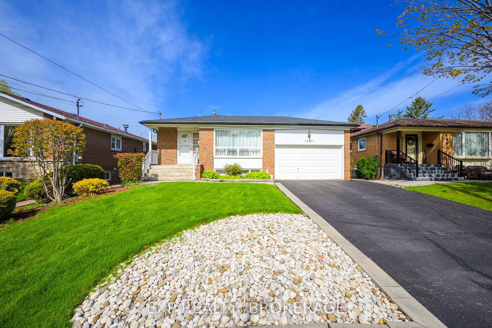 Listing W5992552 - Large Photo # 2