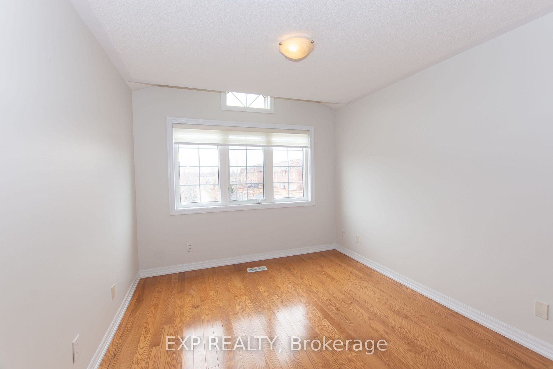Listing W5992596 - Large Photo # 12
