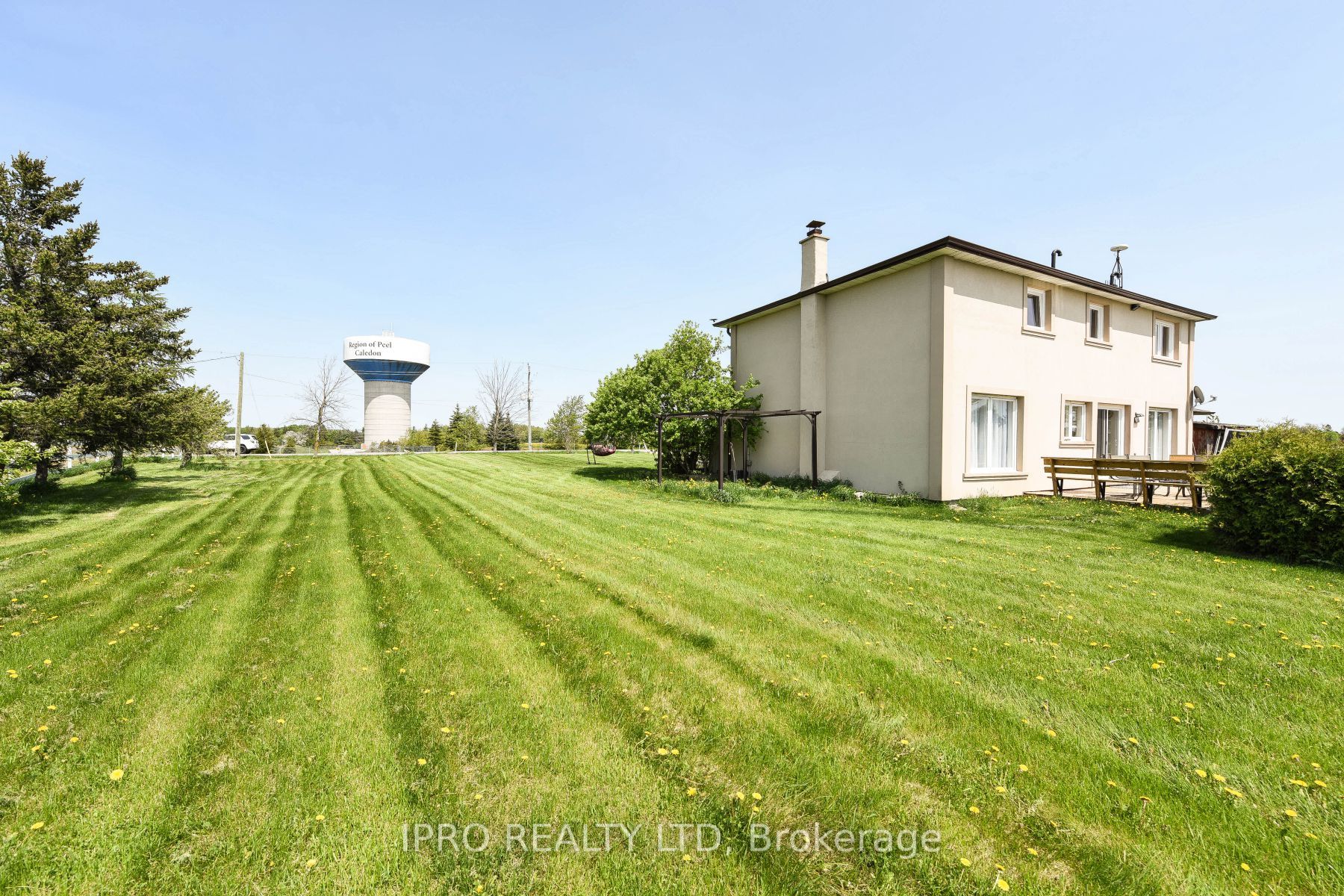 13788 Kennedy Rd