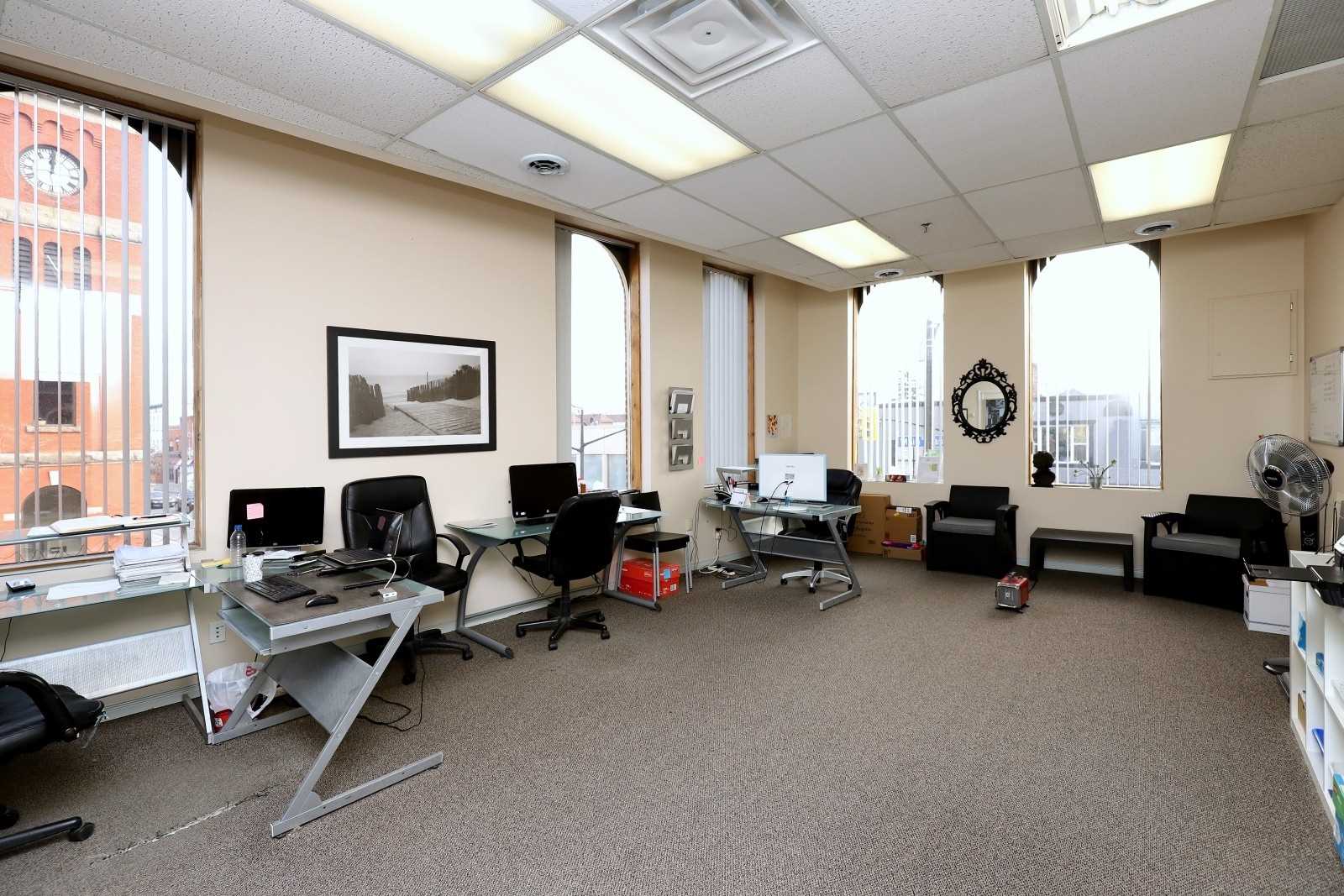 Listing W5992835 - Large Photo # 12