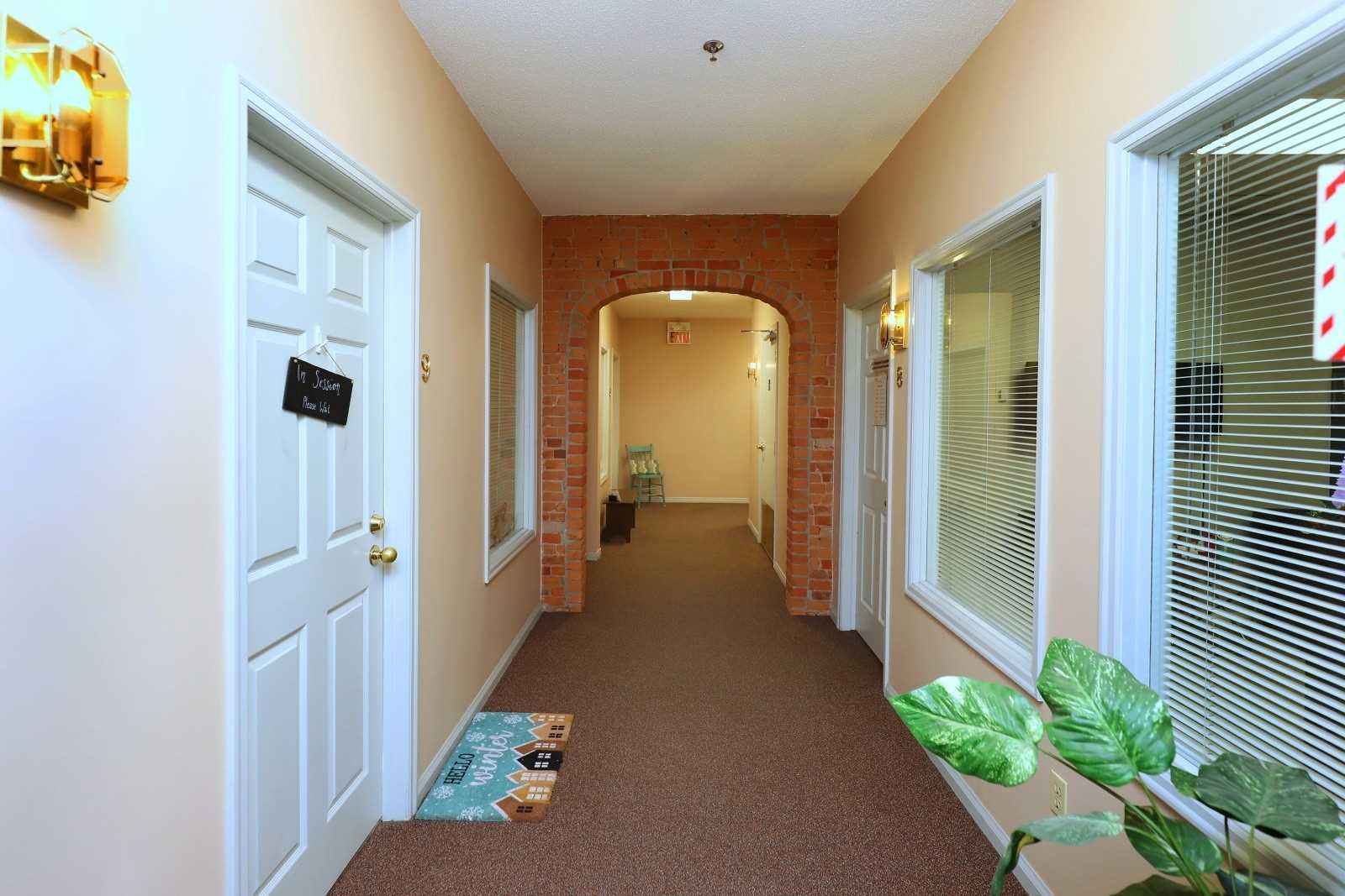 Listing W5992835 - Large Photo # 9