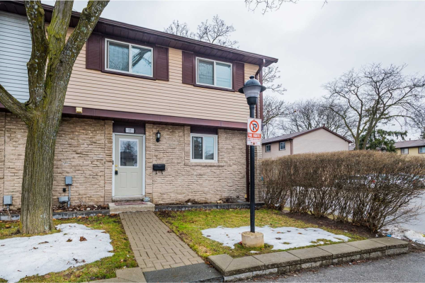 45 Hansen Rd N, Brampton
