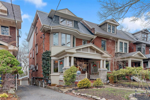 58 Pine Crest Rd, Toronto