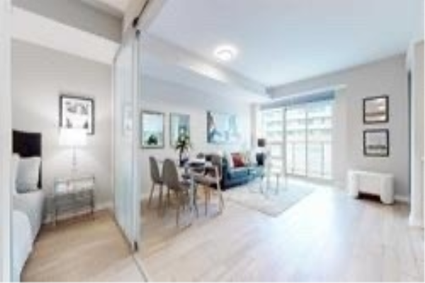 2212 Lake Shore Blvd W, Toronto