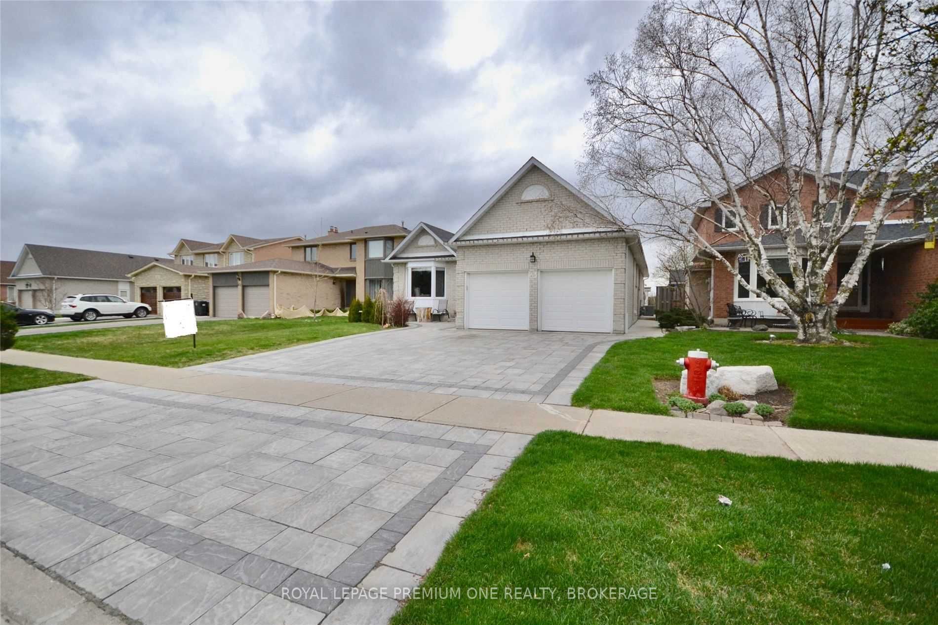 Listing W5993637 - Large Photo # 1