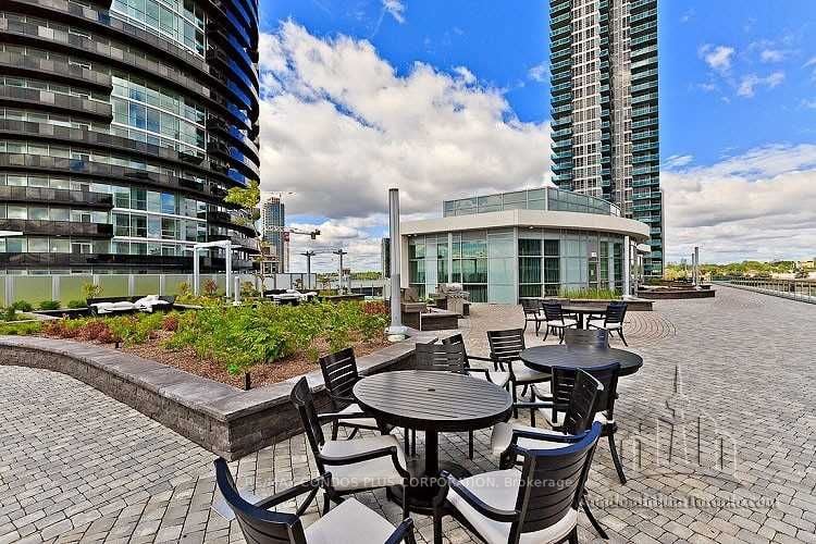 80 Marine Parade Dr, #327